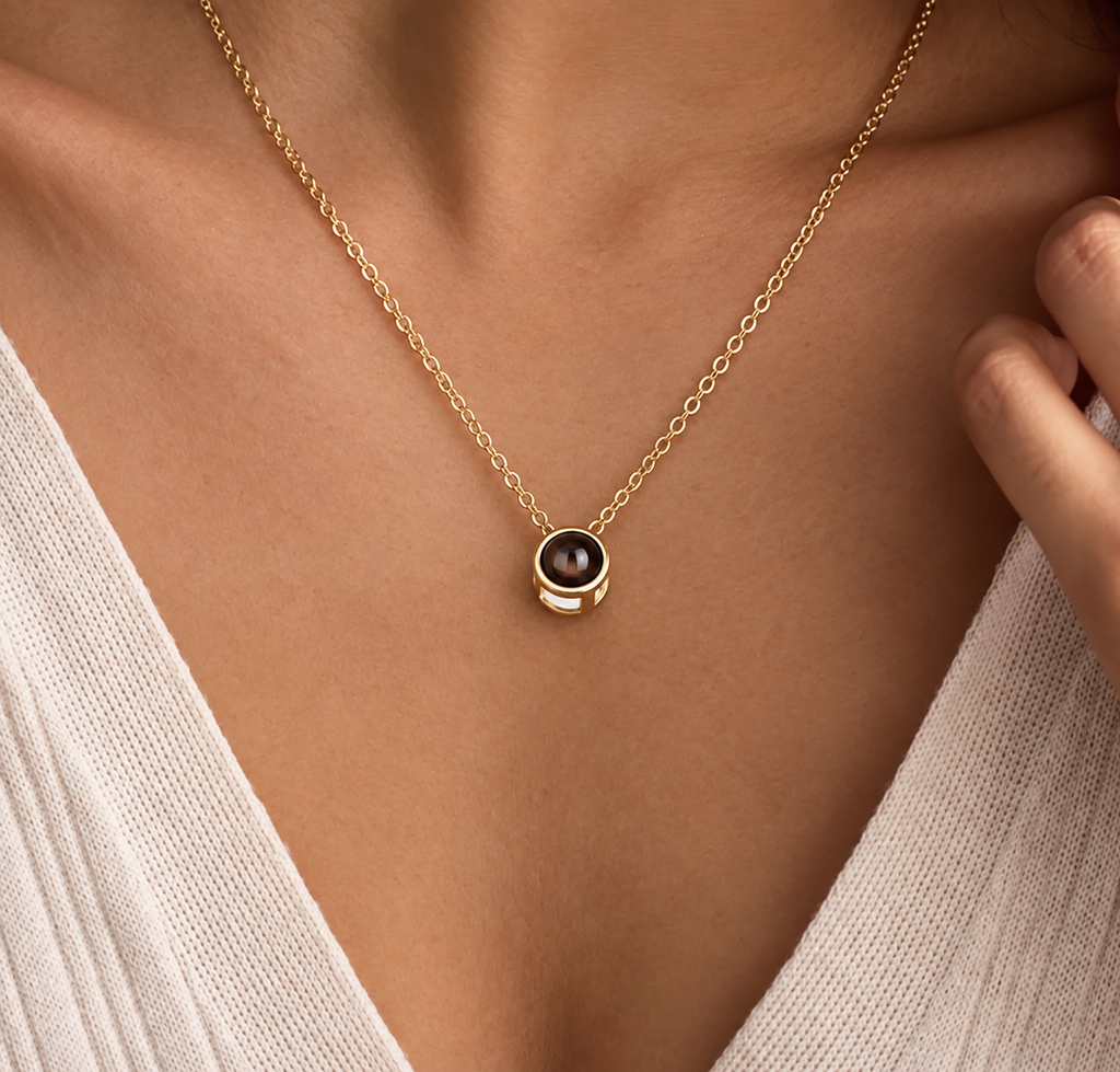 Evere™ Personalized Photo Projection Necklace